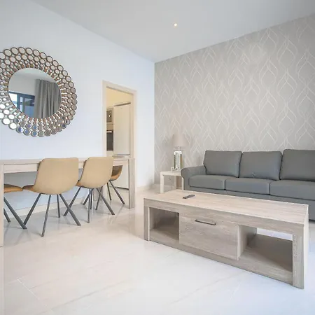 Atlantico Plaza 4a - 1 Bed - 1 Bath *